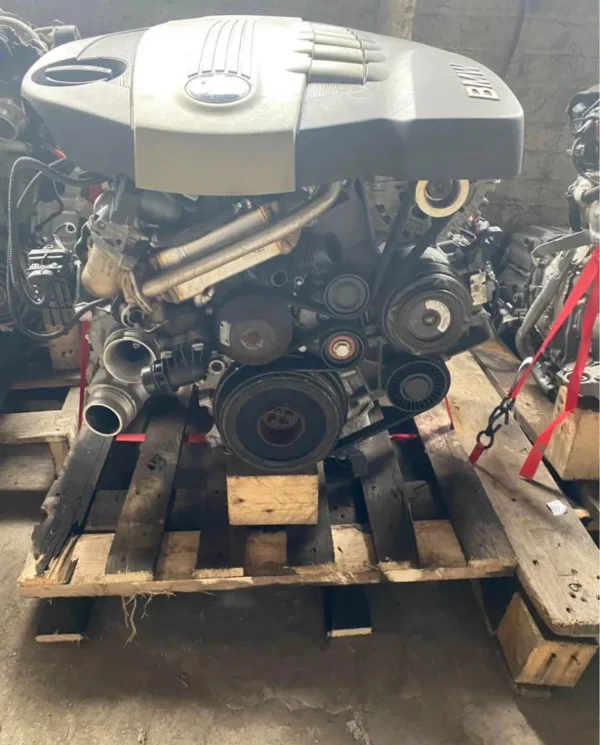 BMW-330d-E90-N57D30A-LCI-Engine-2011-3.webp BMW 330d E90 N57D30A LCI Engine 2011