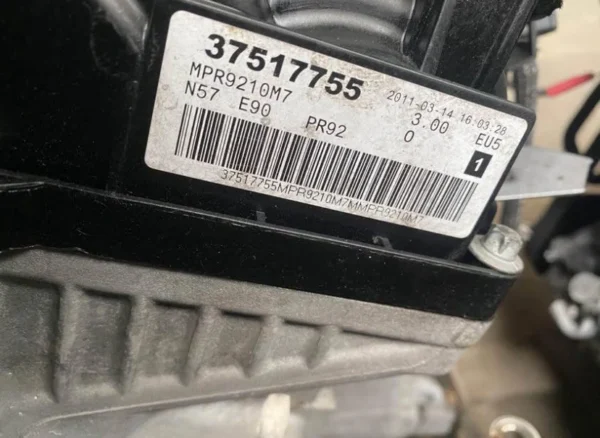 BMW-330d-E90-N57D30A-LCI-Engine-2011-4.webp BMW 330d E90 N57D30A LCI Engine 2011