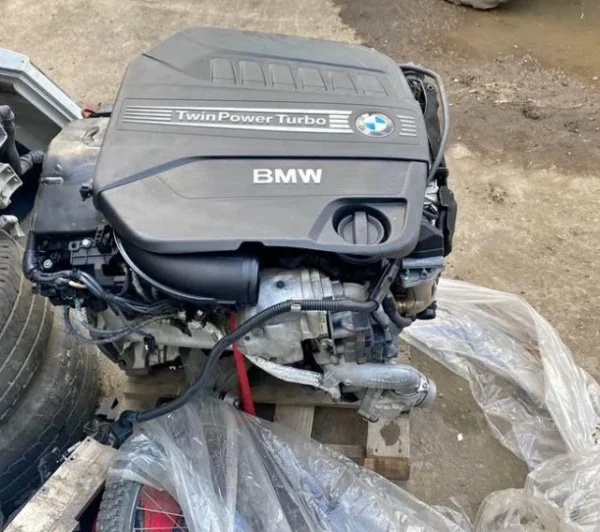 BMW-335d-F30-N57D30B-Engine-2015.webp BMW 335d F30 N57D30B Engine 2015