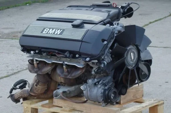 BMW-E46-325i-M54B25-Engine-2002-1.webp BMW E46 325i M54B25 Engine 2002