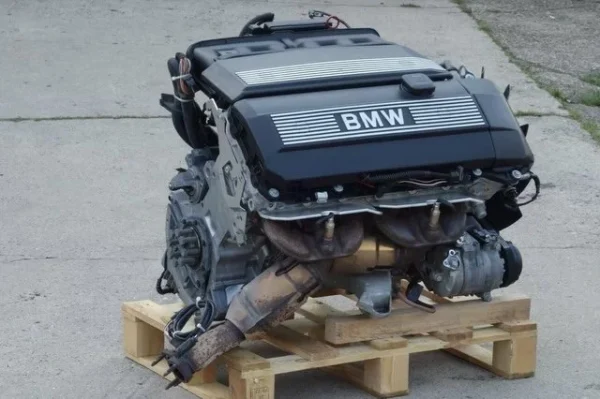 BMW-E46-325i-M54B25-Engine-2002-2.webp BMW E46 325i M54B25 Engine 2002