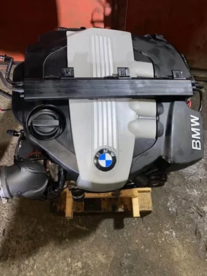 BMW E90 320d N47D20C Engine 2010