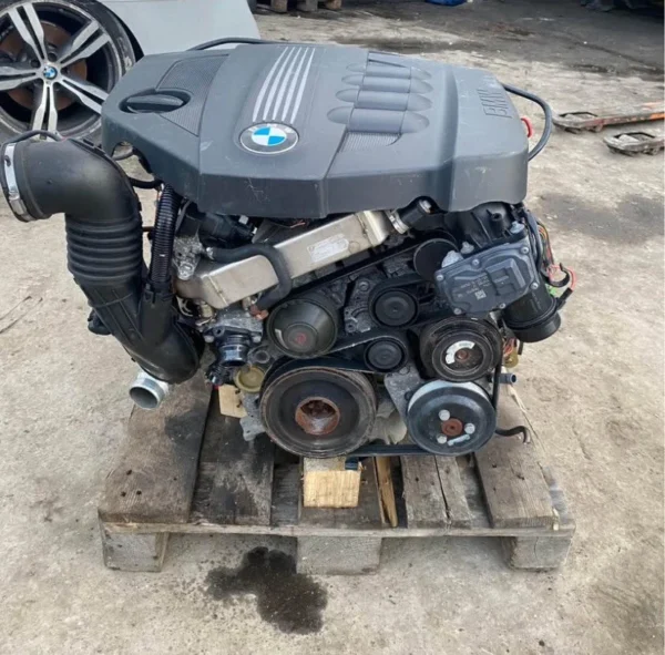 BMW E90 320d N47D20C Engine 2011