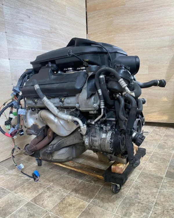 BMW-E93-M3-S65-Engine-2.webp BMW E93 M3 S65 Engine
