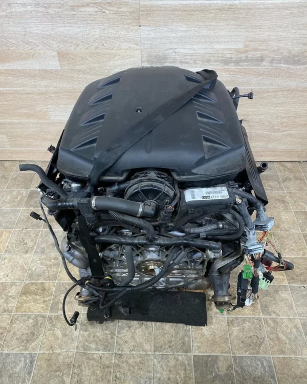 BMW-E93-M3-S65-Engine-3.webp BMW E93 M3 S65 Engine