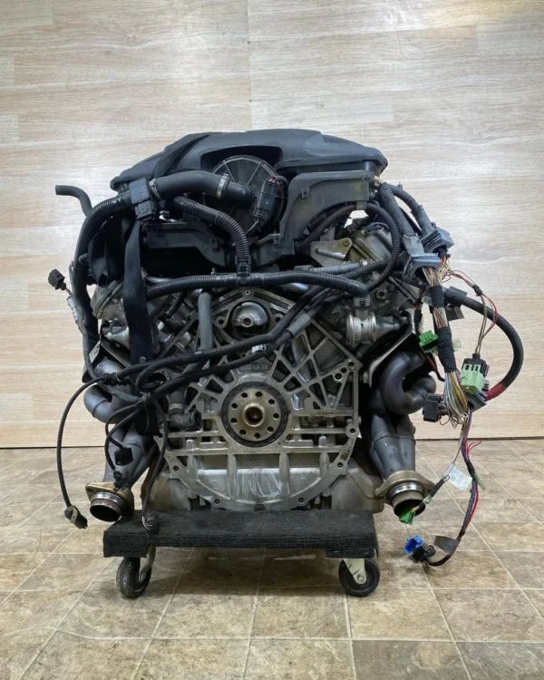 BMW-E93-M3-S65-Engine-4.webp BMW E93 M3 S65 Engine