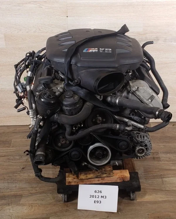 BMW-E93-M3-S65-Engine-6.webp BMW E93 M3 S65 Engine