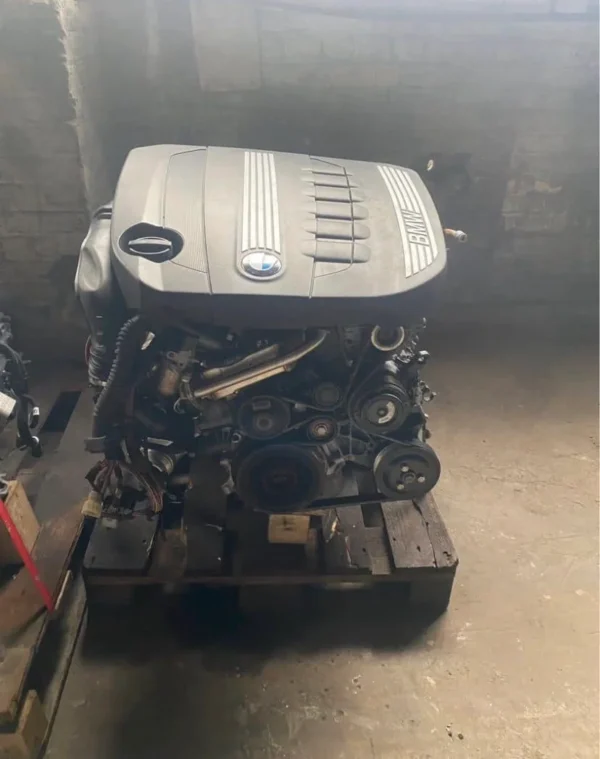 BMW-F01-730d-N57D30A-Engine-2010.webp BMW F01 730d N57D30A Engine 2010