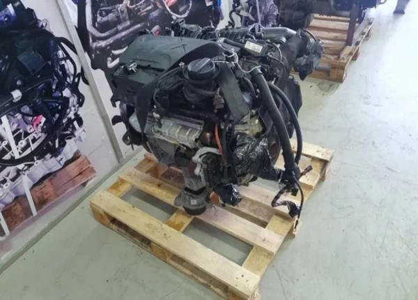 BMW-F10-520d-N47D20C-Engine-2011-1.webp BMW F10 520d N47D20C Engine 2011