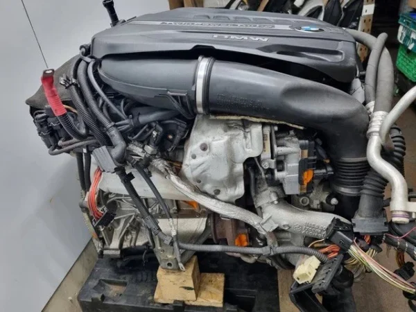 BMW-F10-535d-N57D30B-Engine-2015-1.webp BMW F10 535d N57D30B Engine 2015