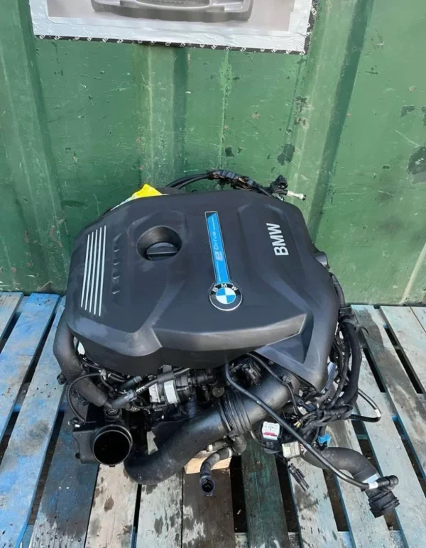 BMW F30 330e Engine 2017