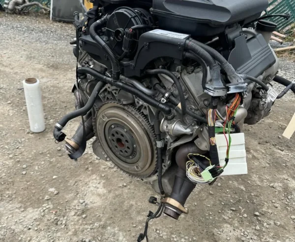 BMW-M3-E92-S65-Engine-2013-5.webp BMW M3 E92 S65 Engine 2013
