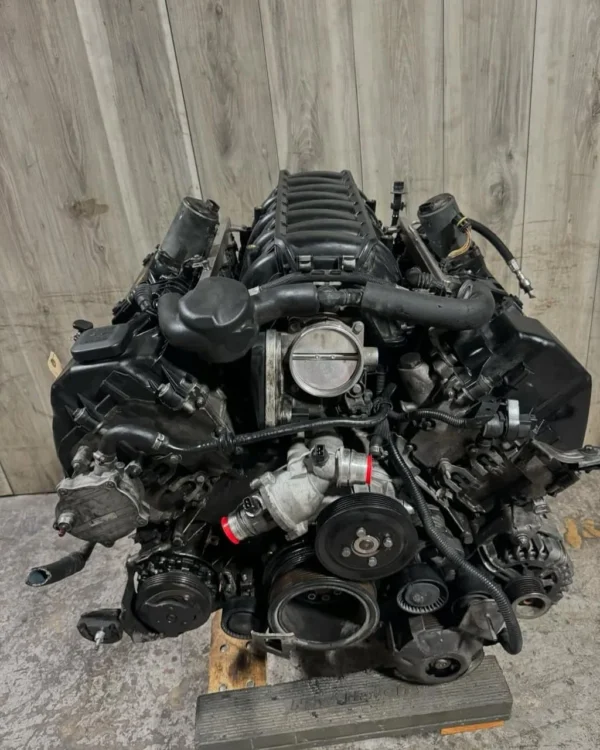 BMW-X5-E70-N62-Engine-6.webp BMW X5 E70 N62 Engine
